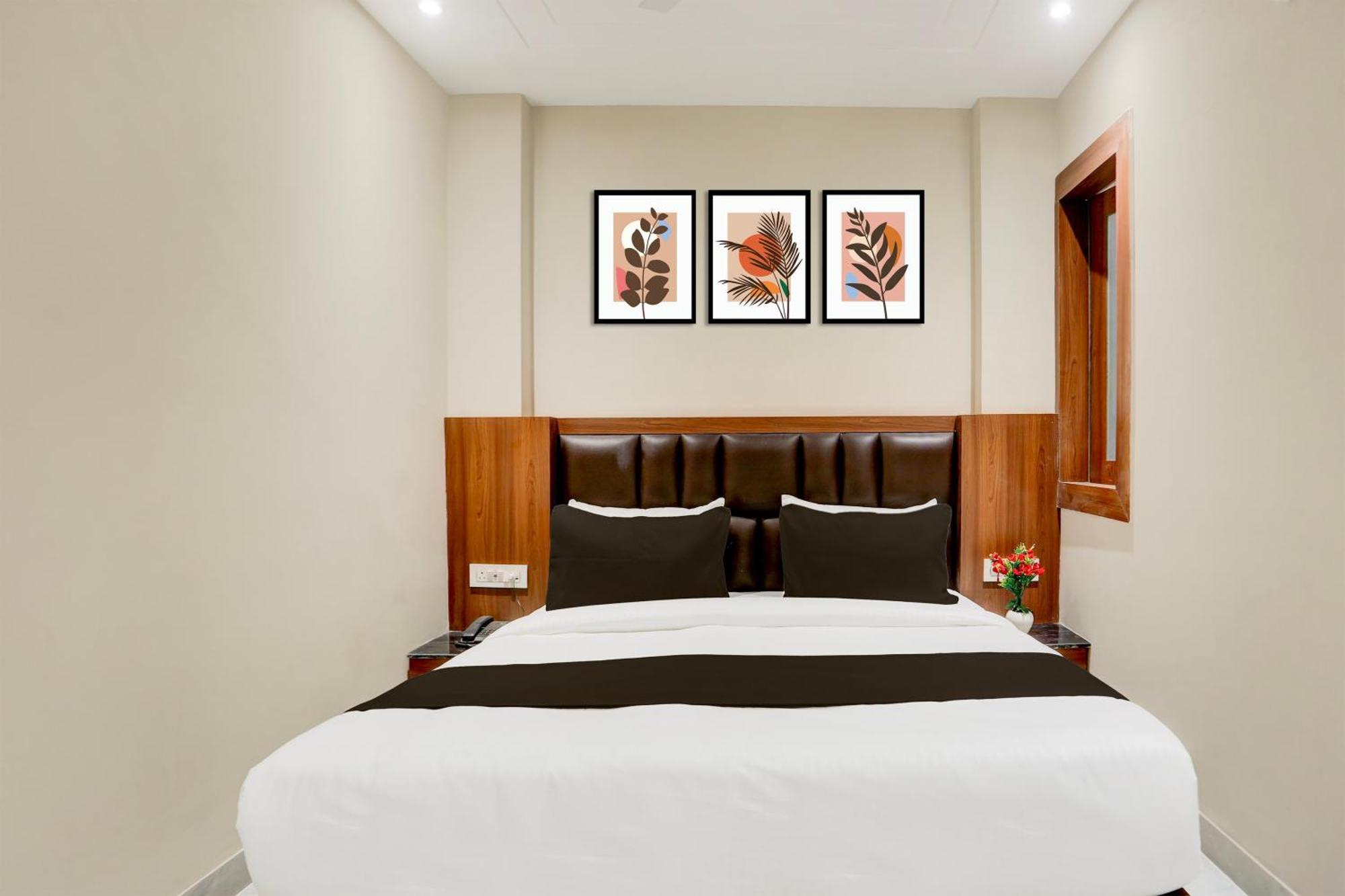 Super Townhouse Taj Nagri Phase 2 Formerly Grand Rivera Tajganj Luaran gambar