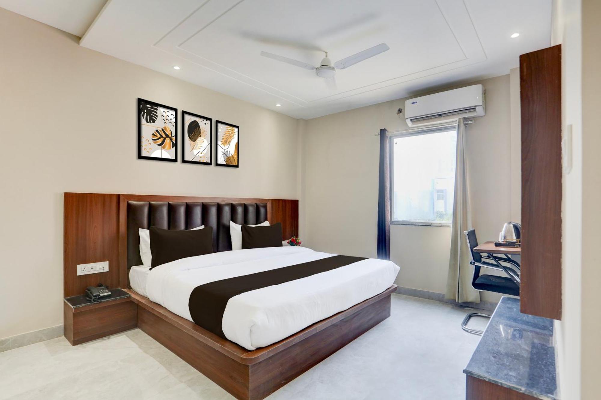 Super Townhouse Taj Nagri Phase 2 Formerly Grand Rivera Tajganj Luaran gambar