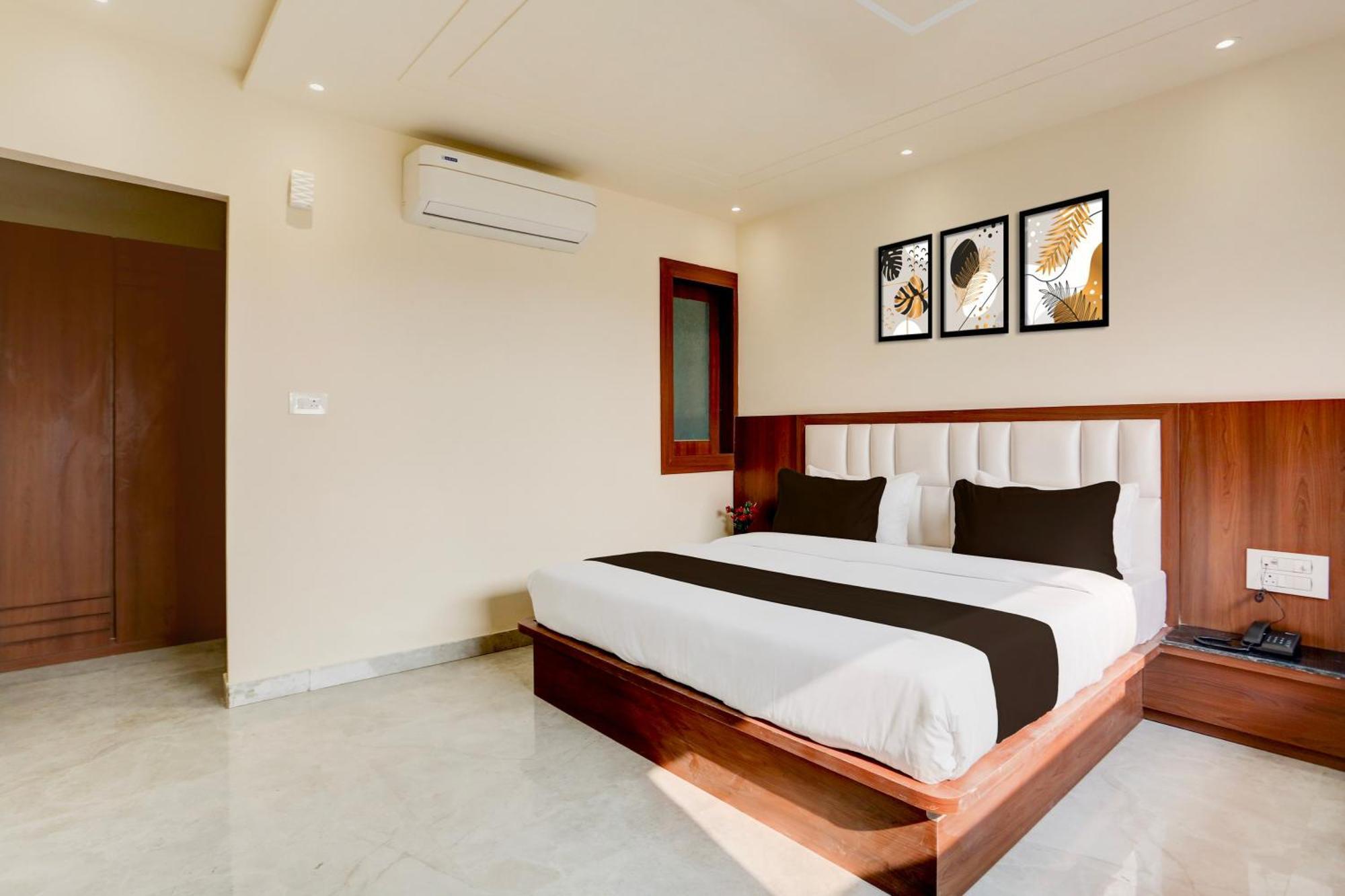 Super Townhouse Taj Nagri Phase 2 Formerly Grand Rivera Tajganj Luaran gambar